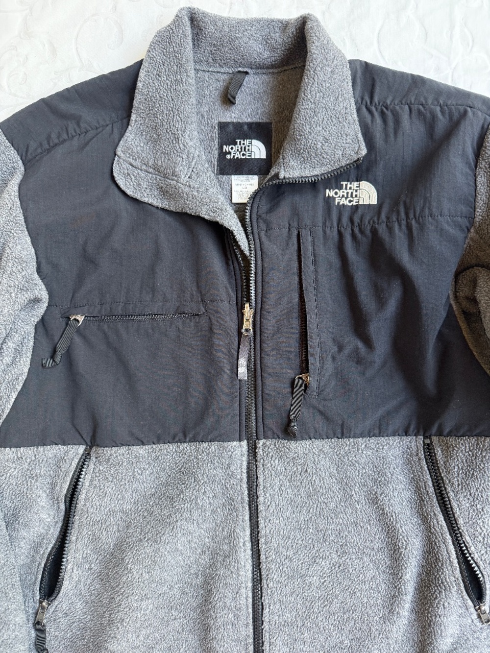 Men’s North Face Denali Fleece Jacket Gray and Black Sz L